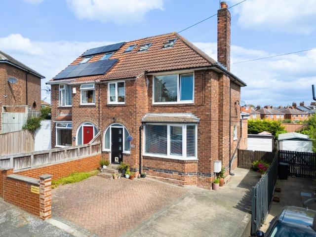 4 bedroom semi detached house for sale