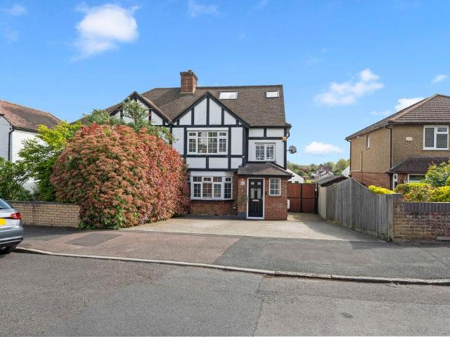 4 bedroom semi detached house for sale