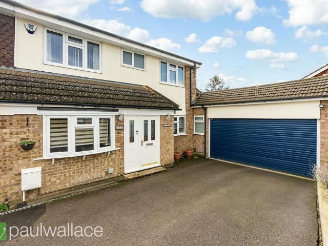 4 bedroom semi detached house for sale