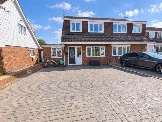 4 bedroom semi detached house for sale
