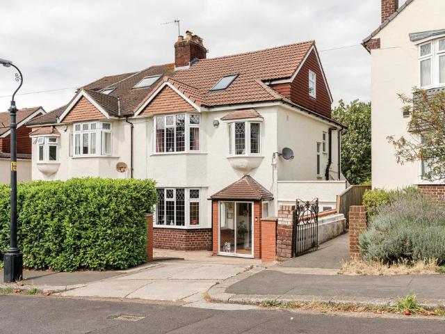 4 bedroom semi detached house for sale