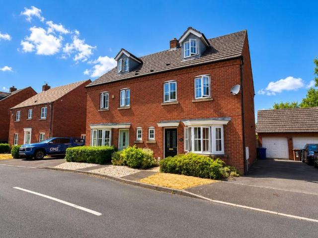 4 bedroom semi detached house for sale