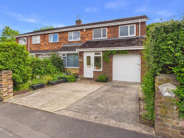 4 bedroom semi detached house for sale