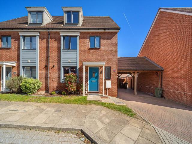 4 bedroom semi detached house for sale