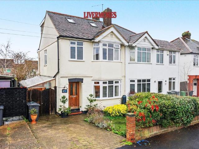 4 bedroom semi detached house for sale