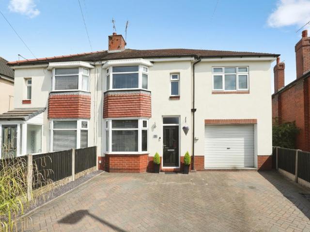 4 bedroom semi detached house for sale