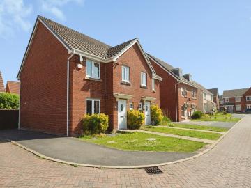 4 bedroom semi detached house for sale