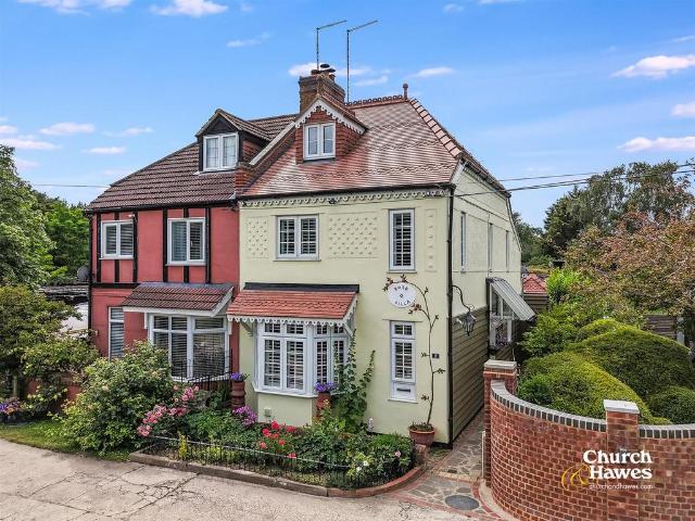 4 bedroom semi detached house for sale