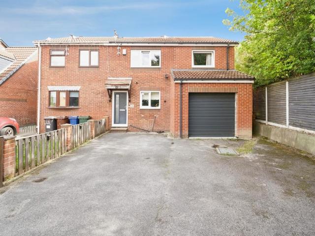 4 bedroom semi detached house for sale