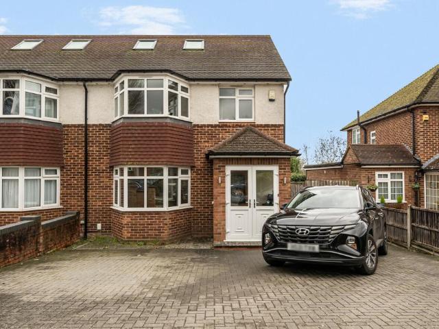 4 bedroom semi detached house for sale