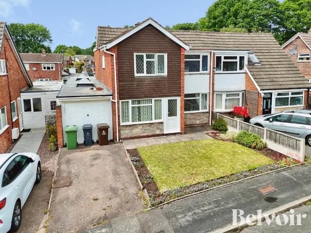 4 bedroom semi detached house for sale