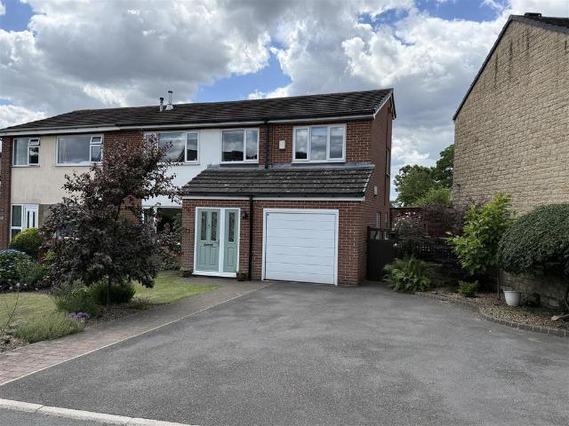 4 bedroom semi detached house for sale
