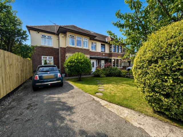 4 bedroom semi detached house for sale