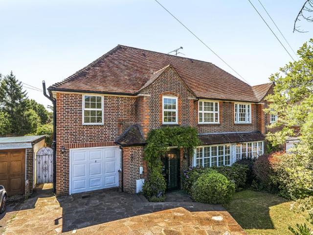 4 bedroom semi detached house for sale