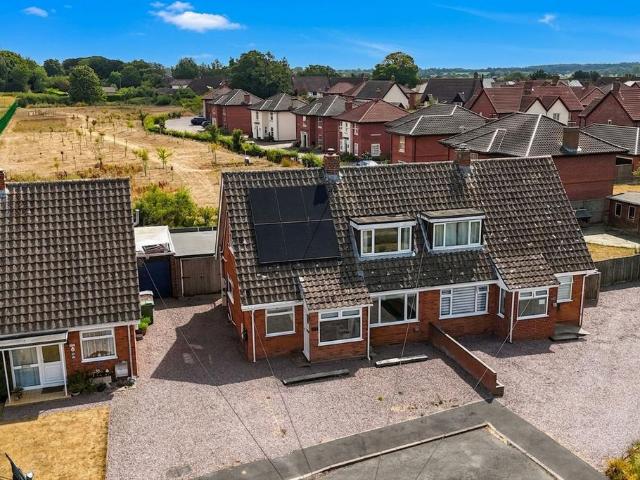 4 bedroom semi detached house for sale