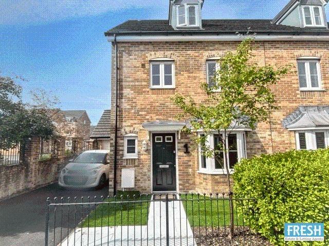 4 bedroom semi detached house for sale
