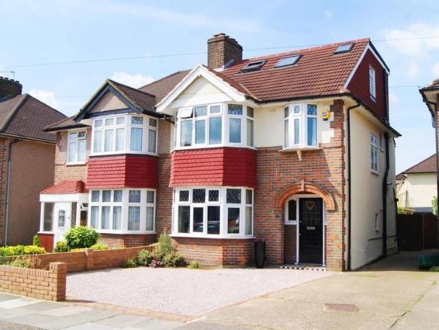 4 bedroom semi detached house for sale