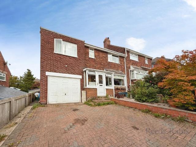 4 bedroom semi detached house for sale