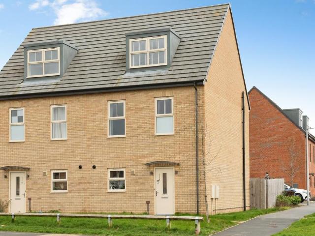 4 bedroom semi detached house for sale