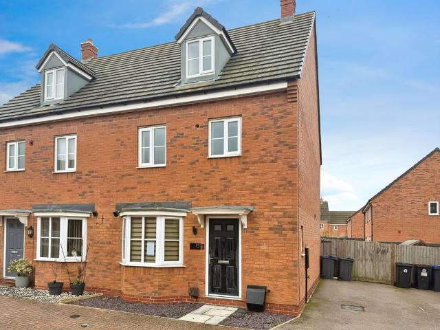 4 bedroom semi detached house for sale