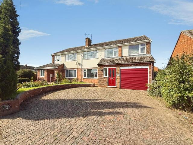 4 bedroom semi detached house for sale