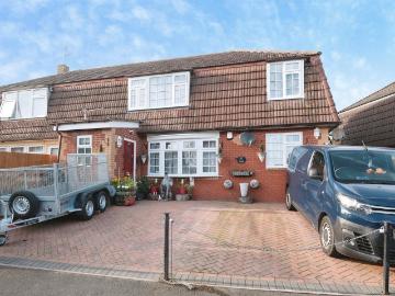4 bedroom semi detached house for sale