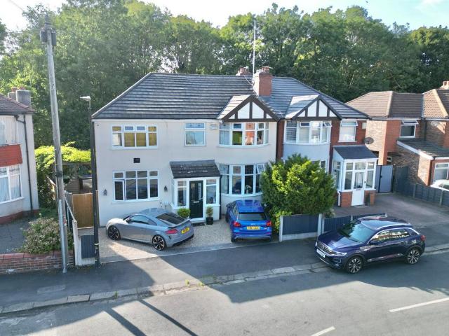 4 bedroom semi detached house for sale