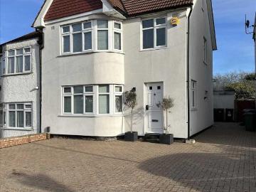 4 bedroom semi detached house for sale