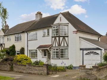 4 bedroom semi detached house for sale