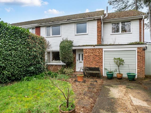 4 bedroom semi detached house for sale