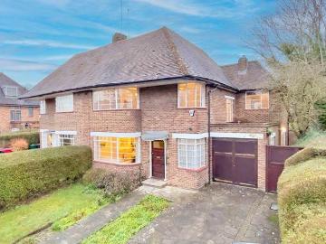 4 bedroom semi detached house for sale