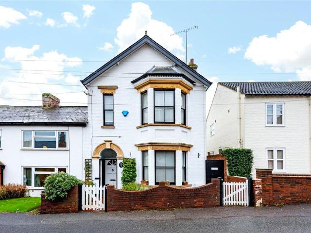 4 bedroom semi detached house for sale