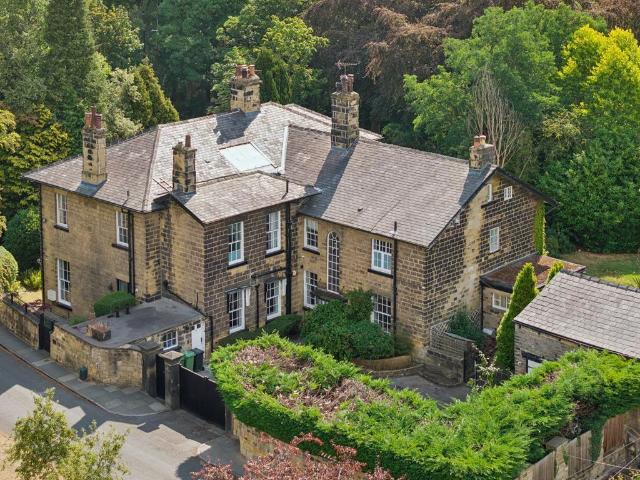 4 bedroom semi detached house for sale