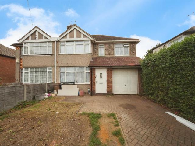 4 bedroom semi detached house for sale