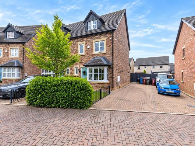 4 bedroom semi detached house for sale