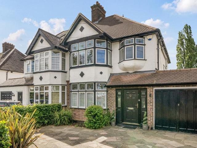 4 bedroom semi detached house for sale