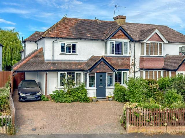 4 bedroom semi detached house for sale