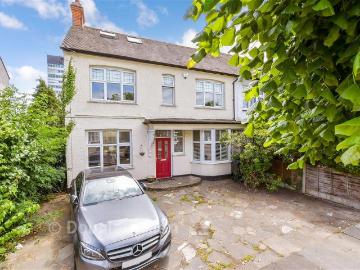 4 bedroom semi detached house for sale