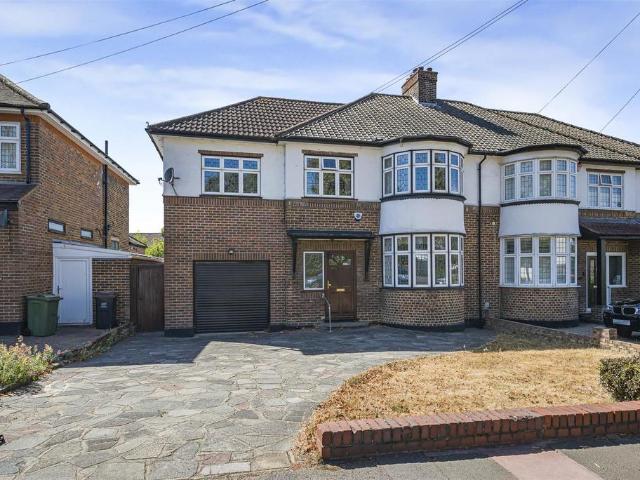 4 bedroom semi detached house for sale