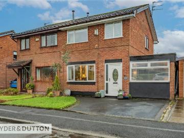 4 bedroom semi detached house for sale