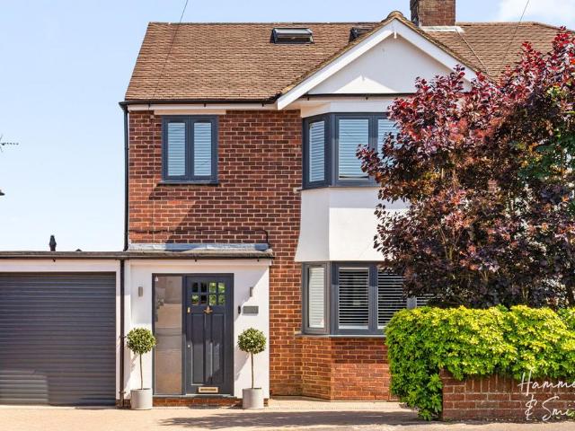4 bedroom semi detached house for sale