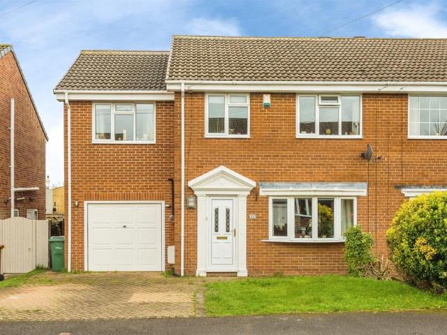 4 bedroom semi detached house for sale