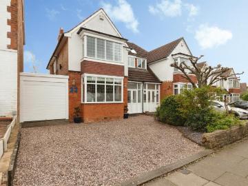 4 bedroom semi detached house for sale