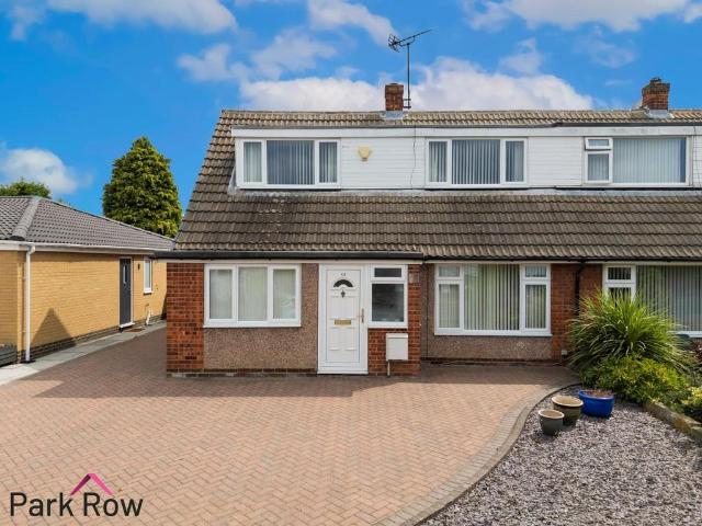 4 bedroom semi detached house for sale