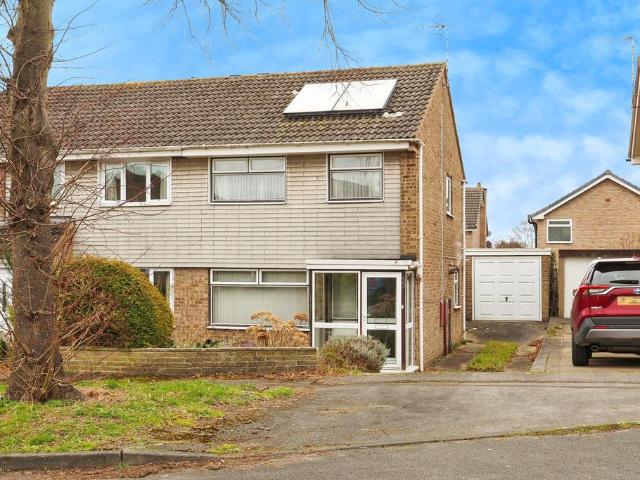 4 bedroom semi detached house for sale