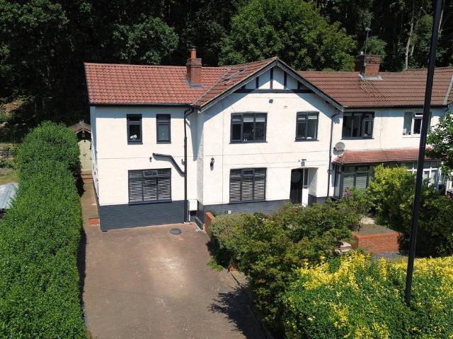 4 bedroom semi detached house for sale