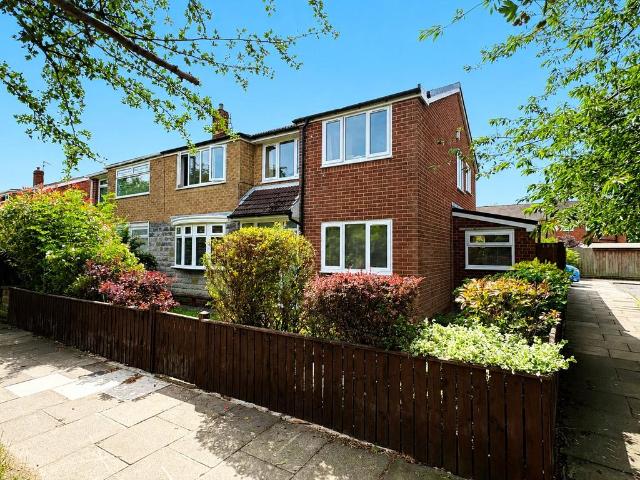 4 bedroom semi detached house for sale