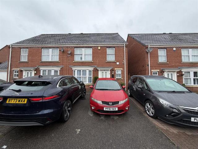 4 bedroom semi detached house for sale
