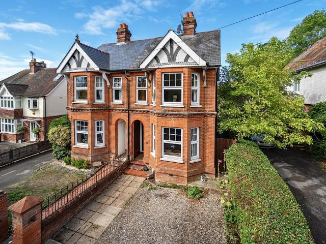 4 bedroom semi detached house for sale