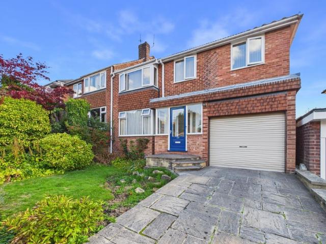 4 bedroom semi detached house for sale